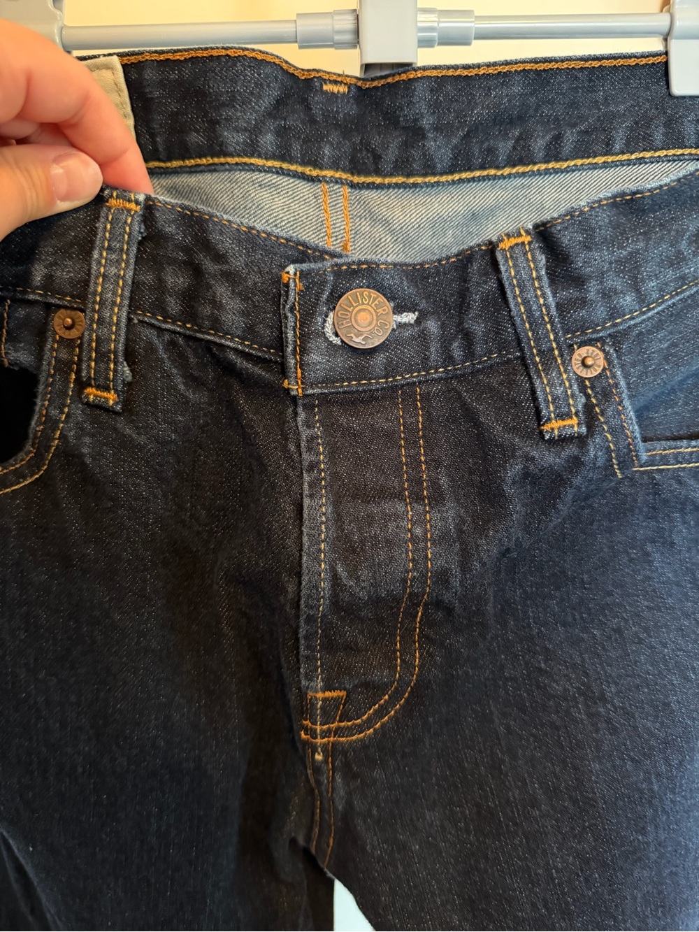 Hollister Men’s Straight Jeans (W32xL30) - Picture 5 of 8